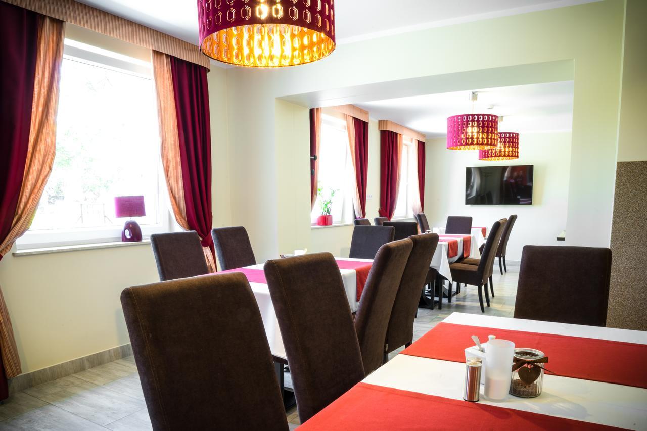 Zgoda Kompleks Hotelarski Świętochłowice Eksteriør billede