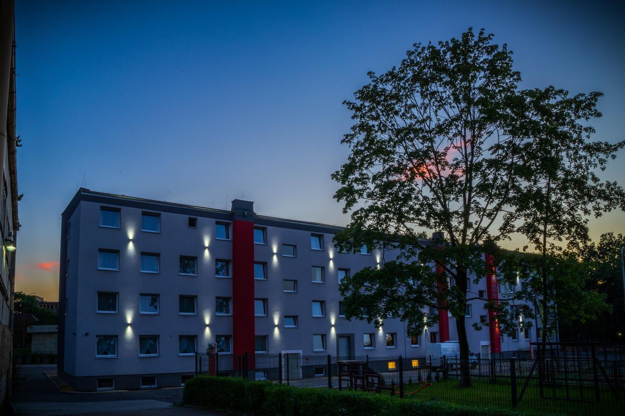 Zgoda Kompleks Hotelarski Świętochłowice Eksteriør billede